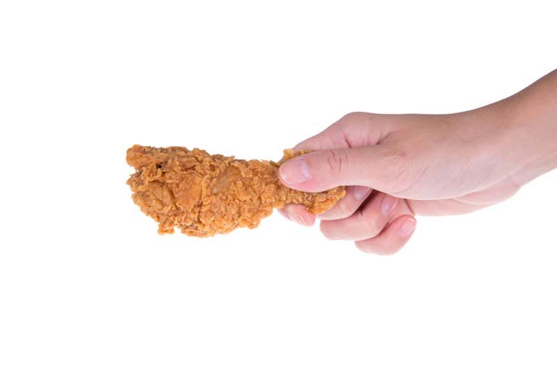 عکس فوق العاده از مرغ سوخاری و دست