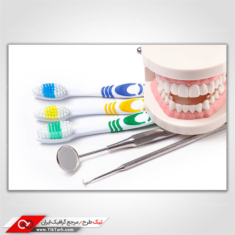 تصویر با کیفیت مسواک و تجهیزات دندان پزشکی