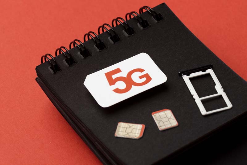 تصویر سیم کارت های 5G