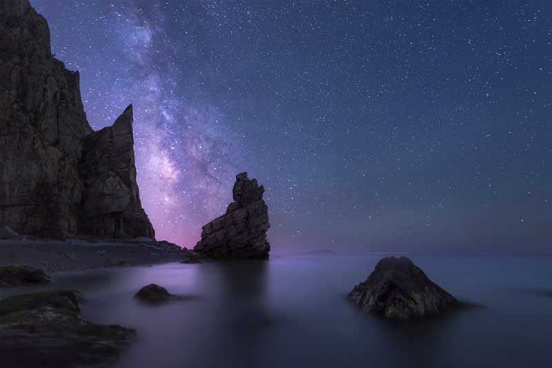 تصویر باکیفیت از آسمان بنفش