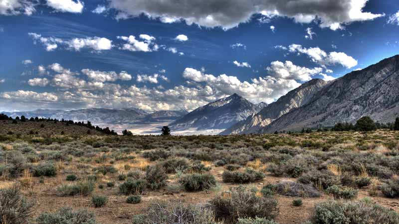 عکس باکیفیت از کوهستان و آسمان زیبا