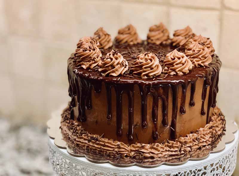 تصویر کیک عروسی شکلاتی
