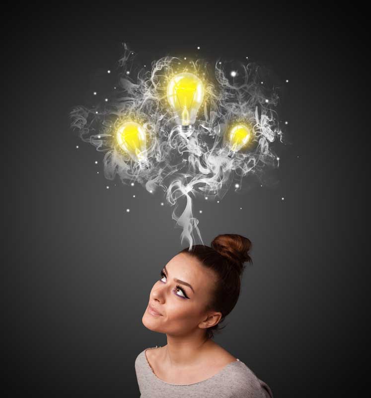 دانلود تصویر با کیفیت در فکر خلاقیت و ایده مناسب