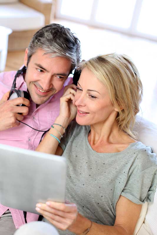 دانلود عکس لارج فرمت زن و شوهر کنار هم
