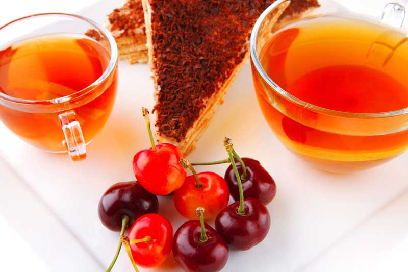 دانلود تصویر زیبای از چای و گیلاس