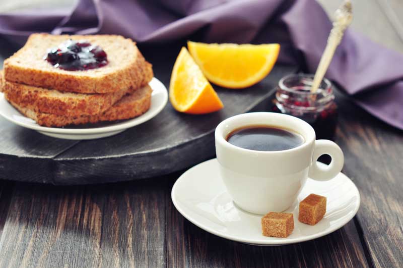 دانلود عکس زیبا از قهوه و قند قرمز
