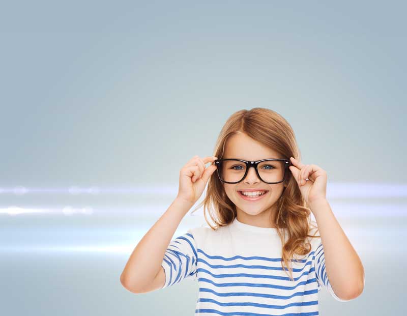 دانلود تصویر با کیفیت دختر عینکی