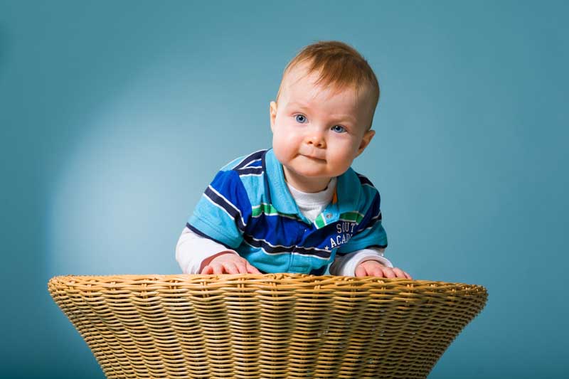 دانلود تصویر باکیفیت نوزاد خوش تیپ و چشم آبی