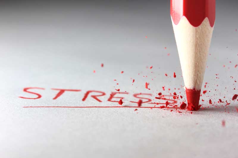 تصویر از نوشتن Stress با مداد قرمز