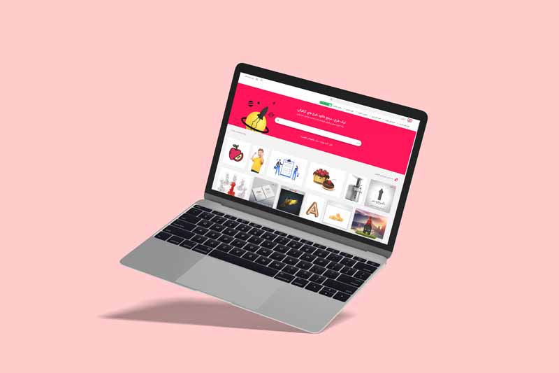 طرح موکاپ لپ تاپ جدا از زمین