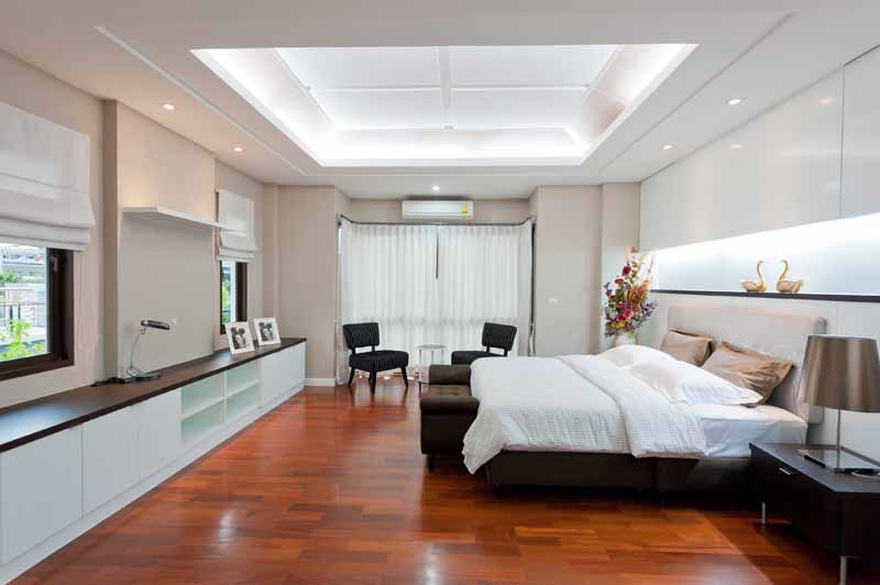 عکس با کیفیت از اتاق خواب گچ بری شده