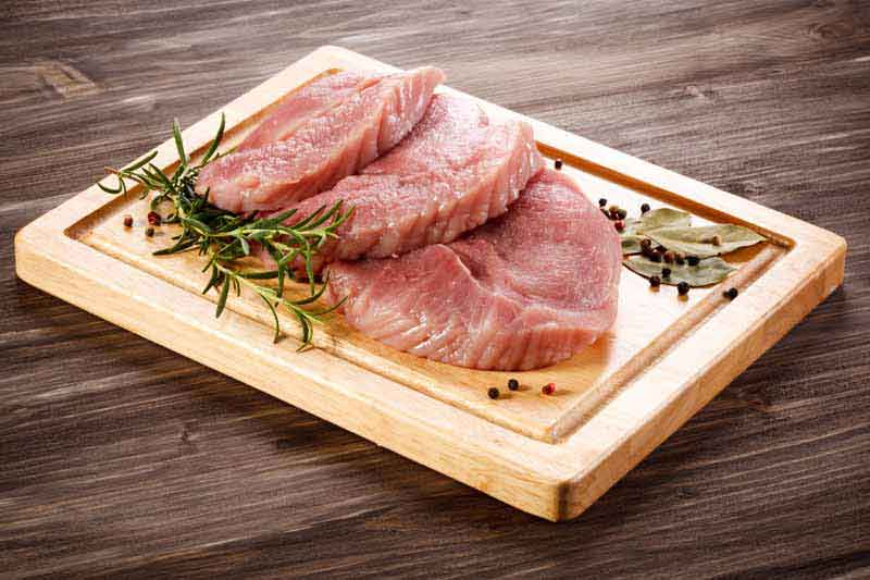 تصویر لارج فرمت از گوشت روی تخته