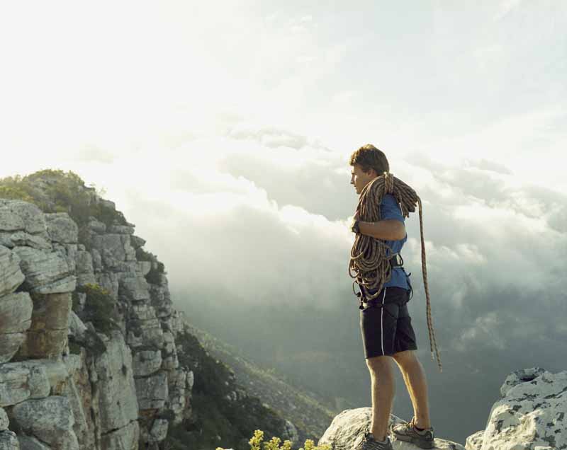 عکس زیبا از صخره نورد با طناب