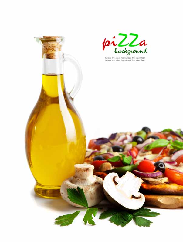 عکس با کیفیت از شیشه روغن و پیتزا