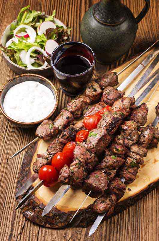 تصویر لارج فرمت از ششلیک در سیخ