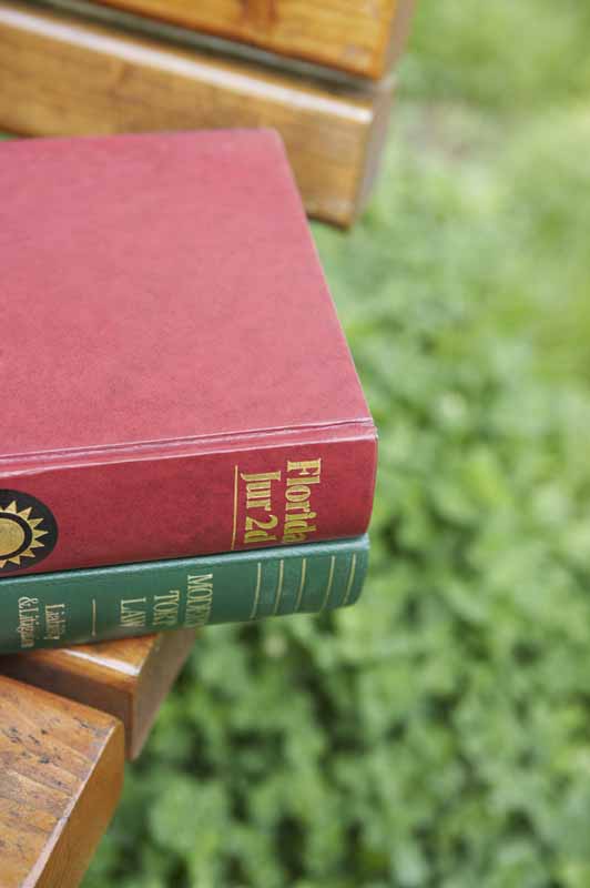 تصویر با کیفیت از کتاب جلد قرمز و سبز