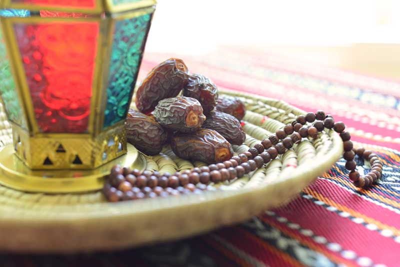 دانلود تصویر فانوس و خرما