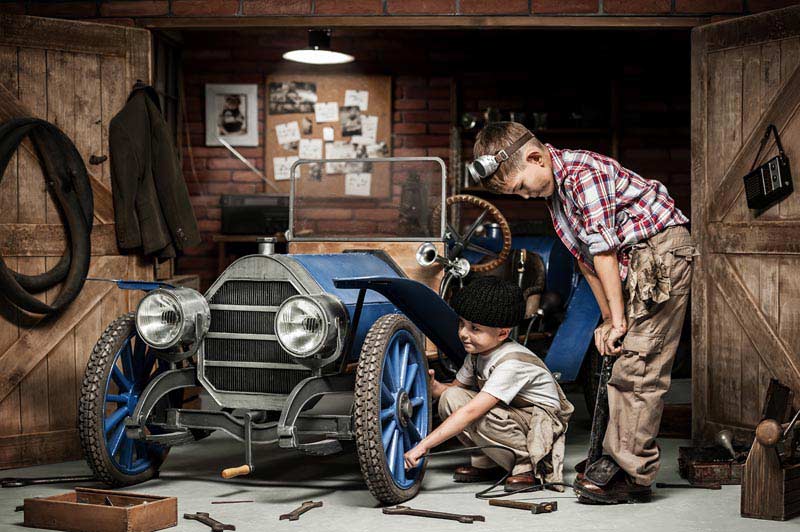 عکس لارج فرمت بچه های تعمیرکار