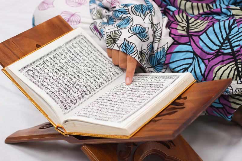دانلود تصویر جلسه قرآنی