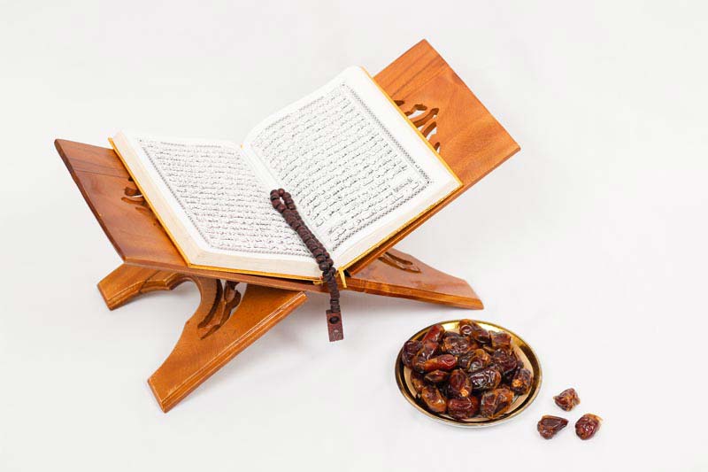 دانلود تصویر رحل قران و خرما